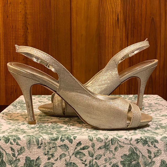 Women’s David’s Bridal Sparkle Heeled Sandals - Picture 2 of 8